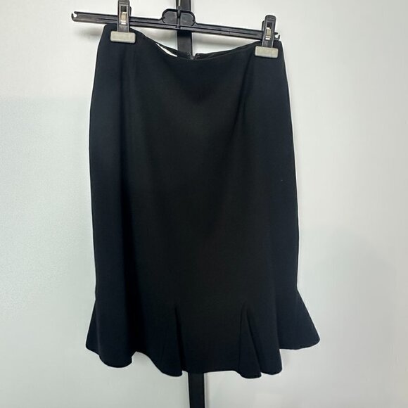 EUC - Liz Claiborne Suit (Skirt And Blazer) US Size 10 - Picture 6 of 10